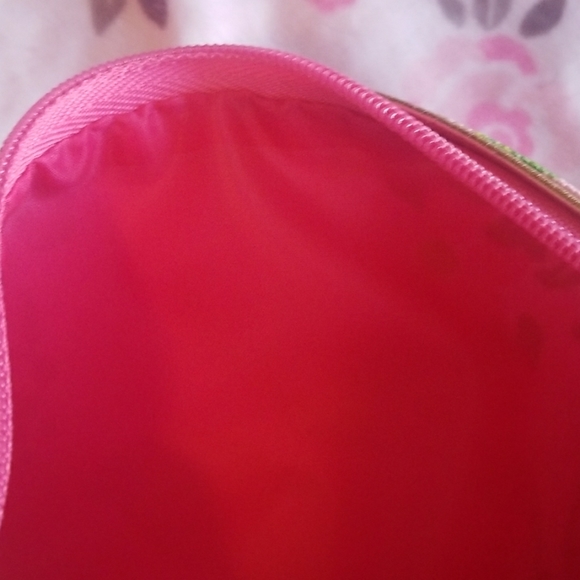 Lily Pulitzer Make-up Bag - Picture 4 of 4